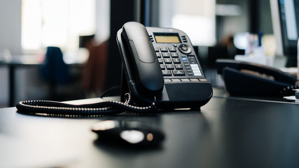 How can a small business avoid missing calls without hiring a receptionist?